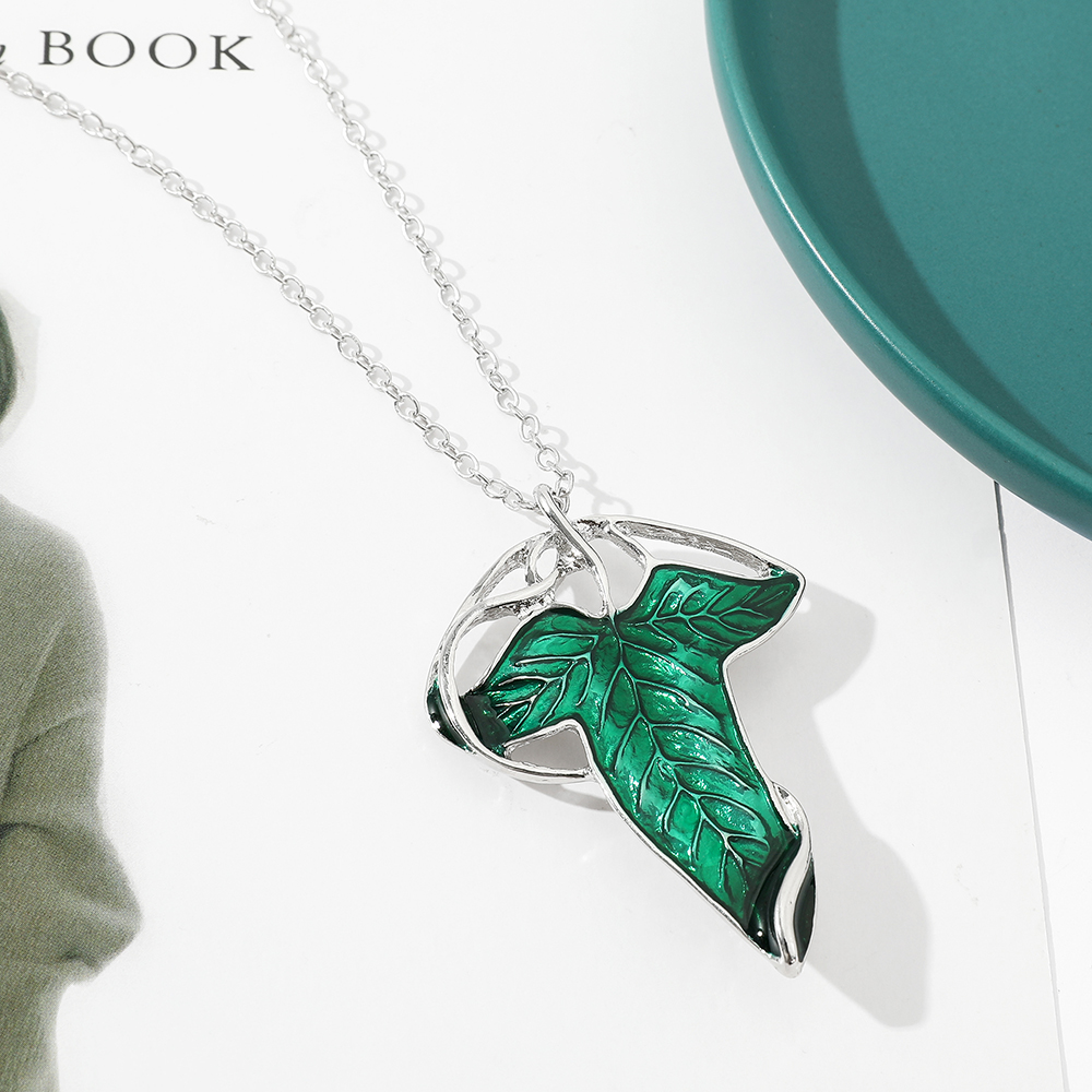 Collier pendentif feuille vert - Vintage Urban Fashion avis et prix