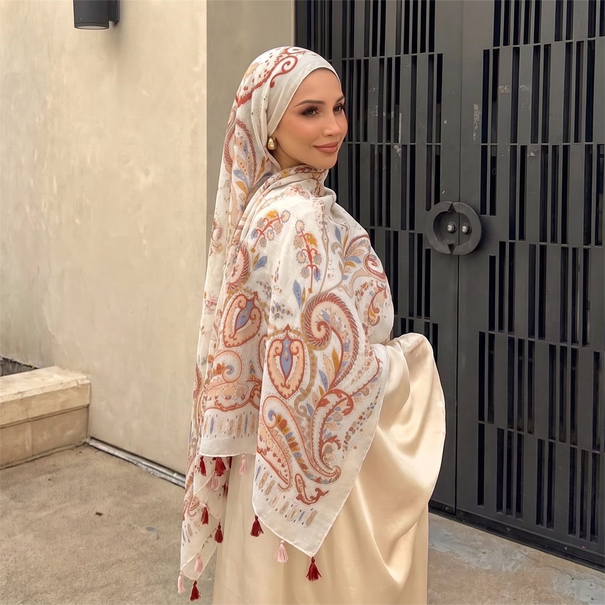 Foulard Hijab Vintage à Imprim - Vintage Women Fashion avis et prix