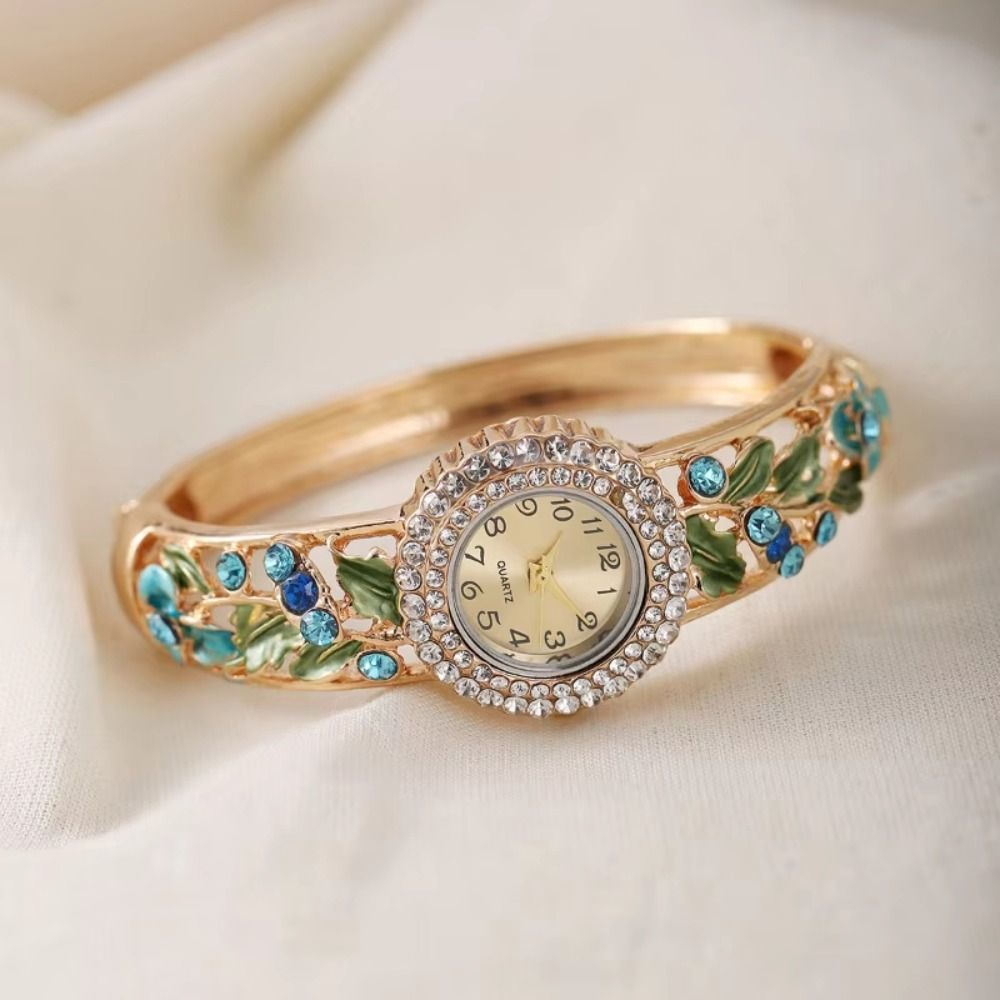 Montre vintage riche en fleurs - Vintage Fashion Week avis et prix